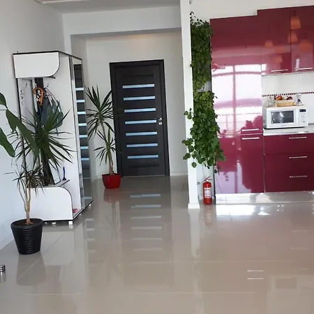 Dreamview Summerapt アパート *